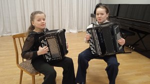 Туюлайнен Алёна и Полина. Раймонд Паулс "Колыбельная".