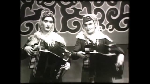 Земфира Калоева & Ирина Мистулова - Чызджы сагъæс | Поют Осетины