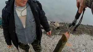 Рыбалка на рыболоветском озере.