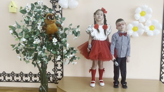 Ансамбль "Голосистые умки" - Ю.Привалов "Винни-Пух" - Карпинск