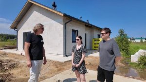 «Все рассказывали и показывали, хотя мы и не просили»