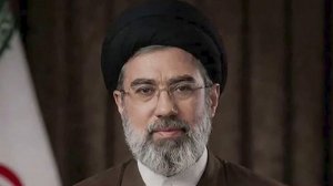 Новый верховный лидер Ирана получил ранение, но чувствует себя хорошо.