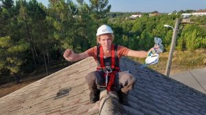 Опасный подъём и новые сюрпризы. Мою крышу старого дома  _ (Дом в Португалии). Выпуск 25