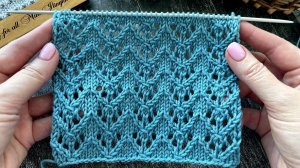 Эффектный ажурный узор спицами