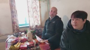 Тетя Валя будет кормить животных деда Матвея