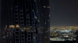 Эвакуация в Дубае: дрон попал в жилую высотку