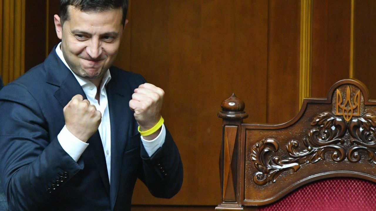 От «президента надежды» до «президента катастрофы".  Украина. Зеленский.