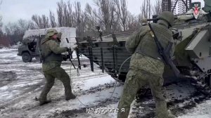 Боевая работа специалистов автобронетанковой службы ГрВ «Центр»