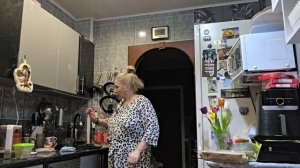 ОБЕЩАНЫЙ ОБЗОР МОЕГО ПАРФЮМА!РАСПАКОВКА! ГОТОВЛЮ РЫБКУ И КРУЧУ,ФАРШ!