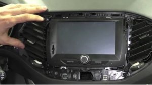 Замена центральных дефлекторов отопителя Lada Vesta