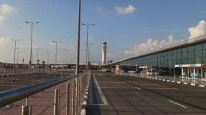 Приехали в аэропорт Аль Мактум!
