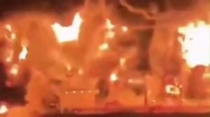 Подводными дронами Иран подорвал два танкера,пытавшихся пройти Ормузский пролив.