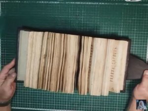 Реставрация книг дома. Восстановление книги с утраченным переплетом. Новый кожаный переплет