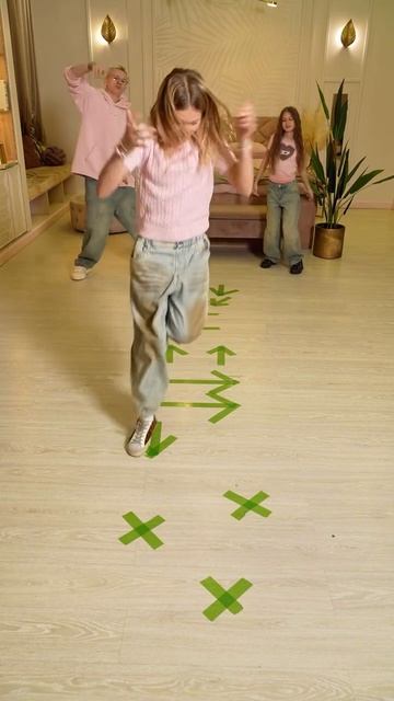 Собрались мы как-то все вместе и сыграли в музыкальную игру... или проверили чувство ритма