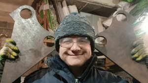 правило для миниэксковатора, все ковыряют ,мы заглаживаем.