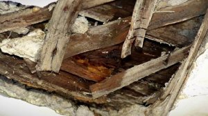 В доме на улице Мусорского в Твери рухнул потолок