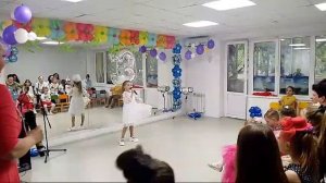 молодая лошадь