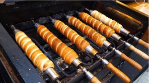 Самый сладкий уличный десерт, который вы никогда не видели – трубочный пирог! / Корейская кухня!