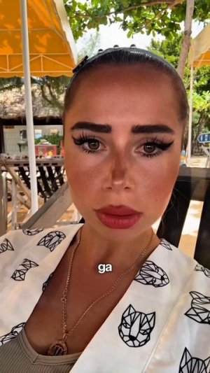 Почему многие клиенты против цветных ресниц?!