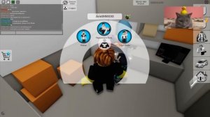 ЛОТКОВ Прячется от друзей в roblox