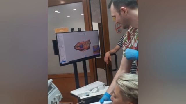 Демонстрация и обучение пользованию интраоральным сканером Medit i700