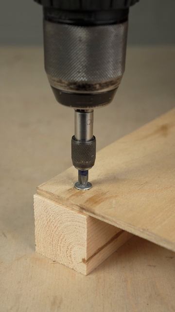 Магнитный браслет не только удобно, но и практично