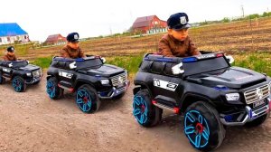 Полицейский Сеня помогает починить Сломанный Грузовик!...