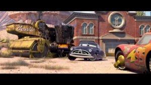 Молния Маккуин починил дорогу за час  отрывок из мультфильма Тачки  2006