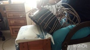 ИЗДЕЛИЯ ИЗ РОТАНГА.ОСВОИЛА УЗОР ЖГУТ.