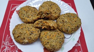 Морковно-овсяное печенье с цельнозерновой мукой.