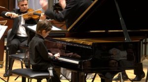 В. А. Моцарт-Э. Григ -  Соната до мажор, KV. 545 (1 часть)