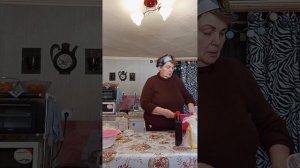 1000103500.mp4ветренно , работаю на кухне, будут пирожки