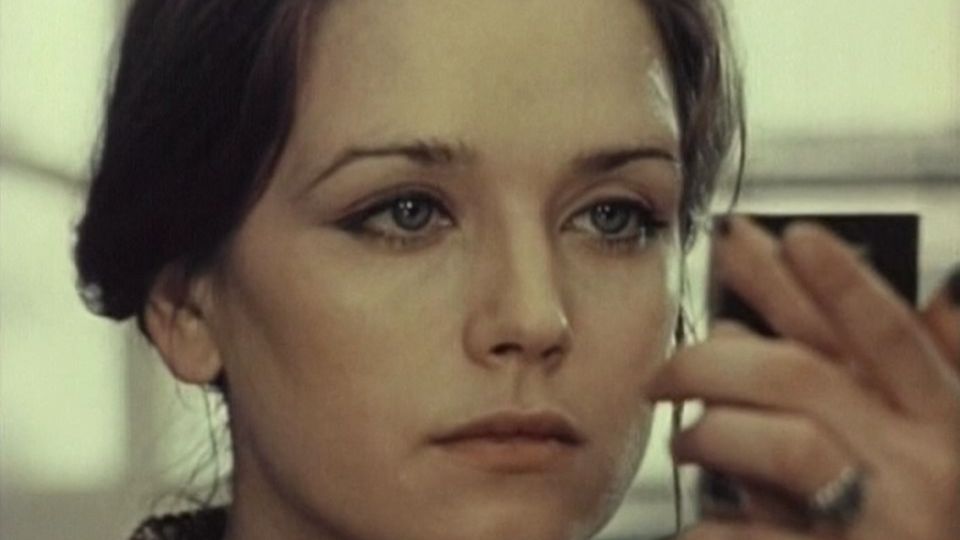 Ирина Алфёрова (С любимыми не расставайтесь, 1979)