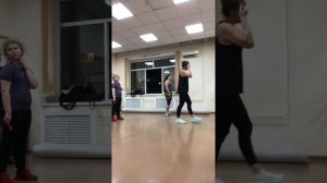 Ноги, ягодицы!