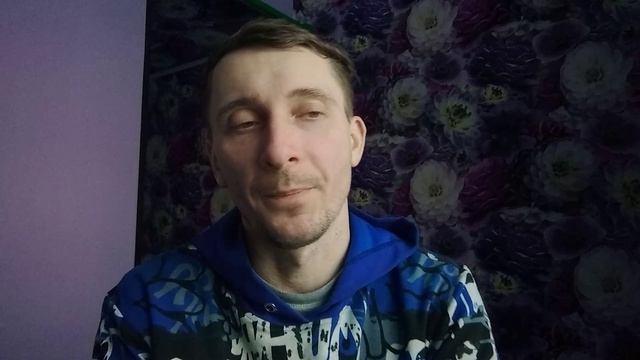 Телефон Lgar работал потом перестал и не включается почему?