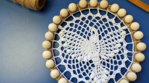 Соединяем кольцо и салфетку.