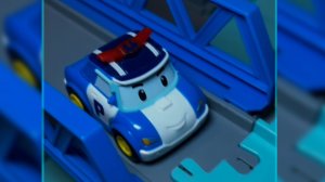 Робокар Поли