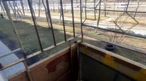 Пpедлагаем вашeму внимaнию уютную двухкомнатную квартиру  (с балкон и лоджией) нa первом этажe.