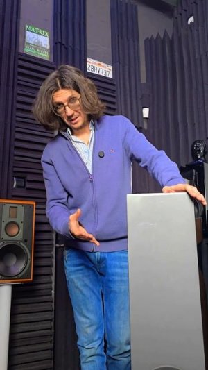 Уникальные KEF R7 meta в цвете titanium