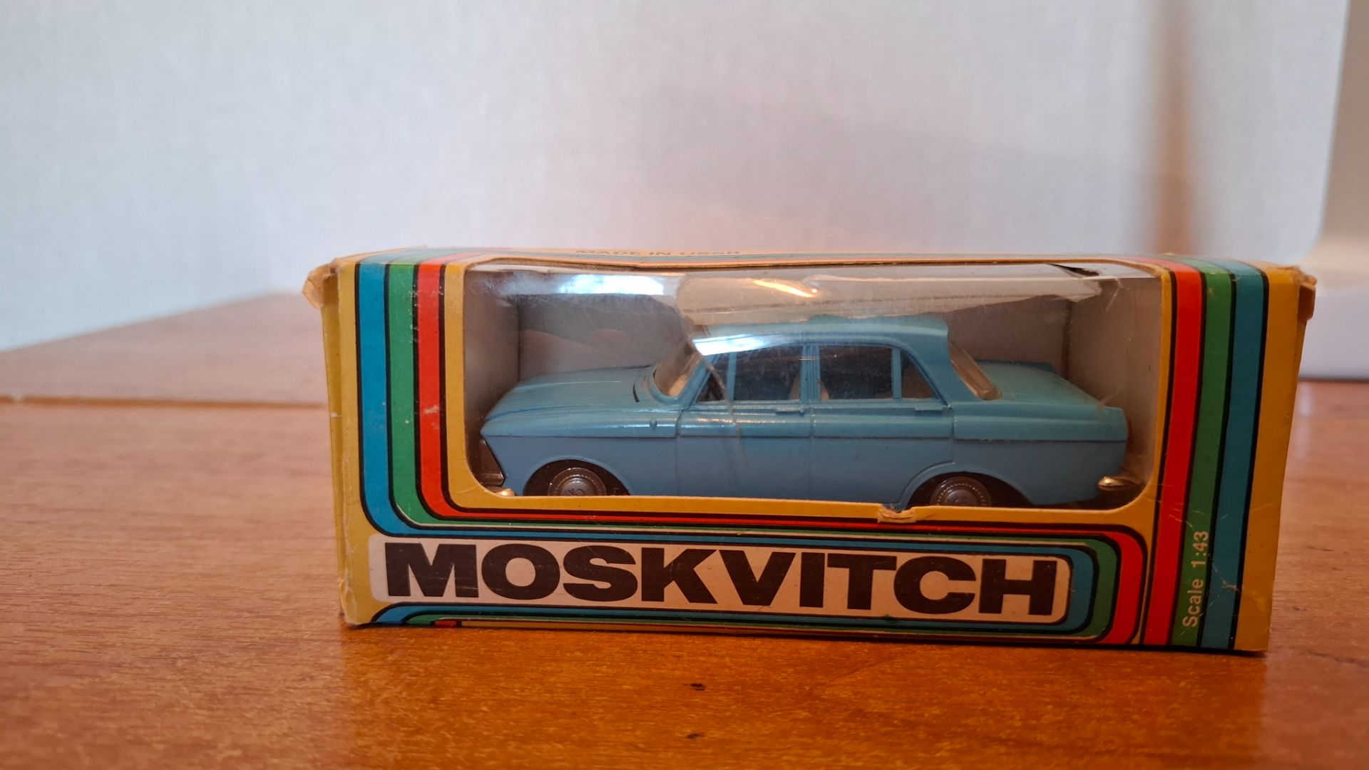 Обзор на масштабную модель москвич 408 каталожный  А1.