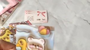 Распаковка наклеек с WB