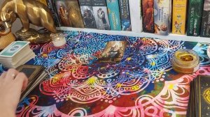 КТО СЛЕДИТ ЧЕРЕЗ РАСКЛАДЫ ТАРО!?