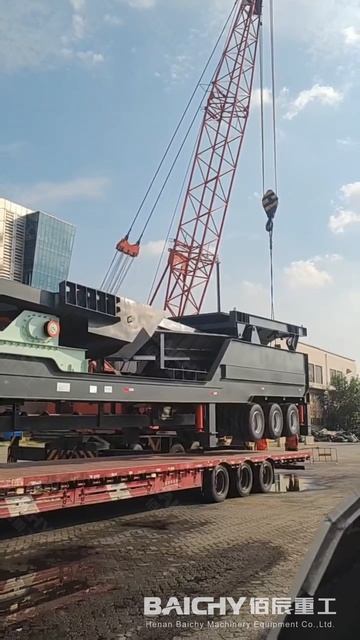 Начните разгрузку мобильной дробилки