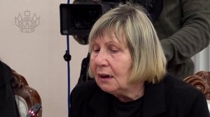 Передал государственную награду Российской Федерации – медаль «Золотая Звезда» родным Эмиля Зарипова