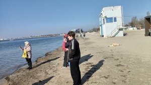 Анапа продолжает радовать погодой! Песочный пляж! 13 марта 2026.