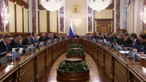 Помощь туристам и модернизация "Почты России": главное о заседании правительства