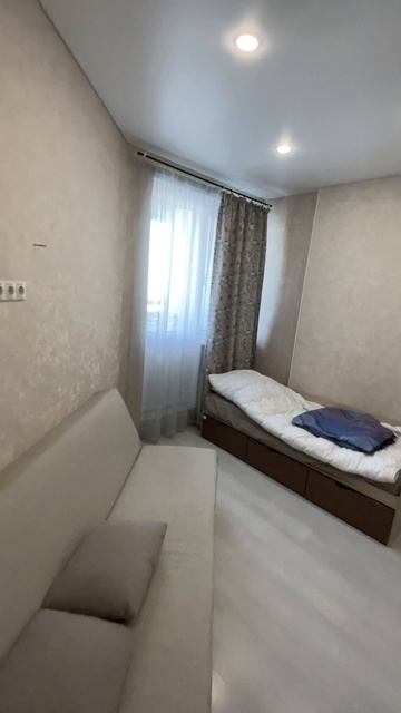 Copy_E29775E4-DE26-43C6-A3DC-4EDBA963B809