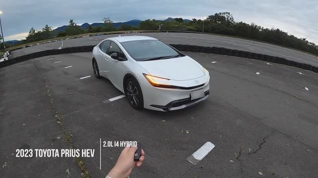 Обзор Toyota Prius Тойота Приус