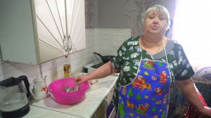 Мама пенсионерка заставила сына выполнит всю грязную работу Сын ворчит РЫБНЫЙ ДЕНЬ В СИБИРИ деревня