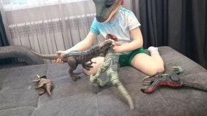 Битва Тираннозавра против Гигантозавра, Теризинозавра и Трицератопса Jurassic World🦖